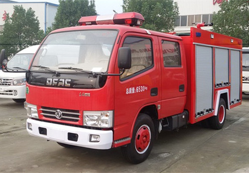 東風小霸王水罐消防車2-3方